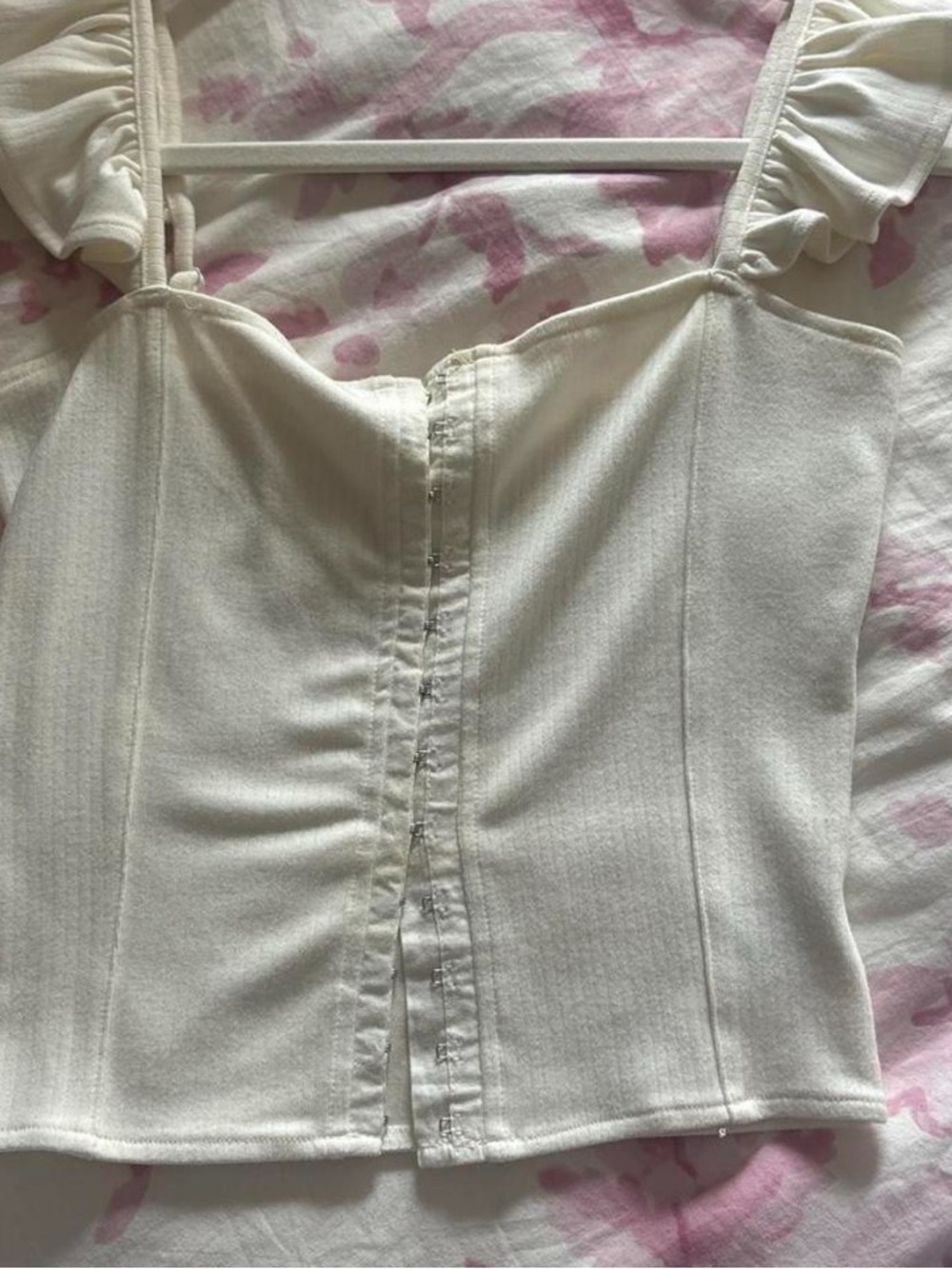 BB Dakota never worn Women's Cream Ruffled Strap Bustier Top